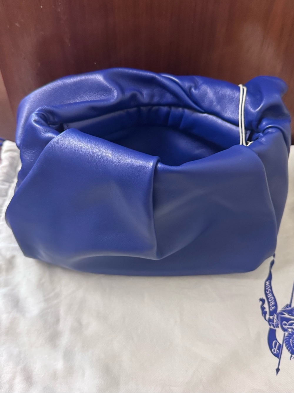 Burberry royal Blue Women's 100% lamb leather Rose Clutch Bag - Picture 9 of 15